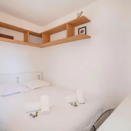 Damier - 3 Etoiles - Welkeys Bandol